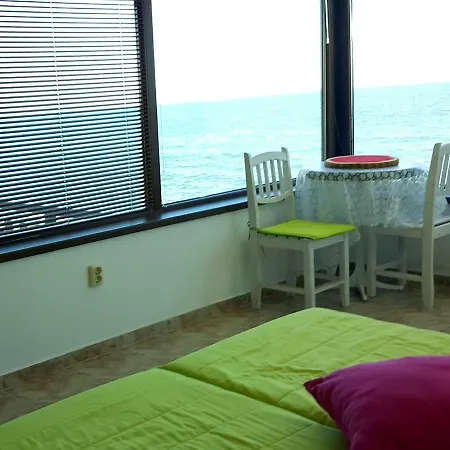 Privatunterkunft Happy