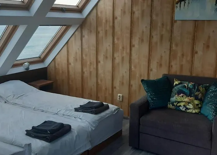 Happy Проживание в семье *